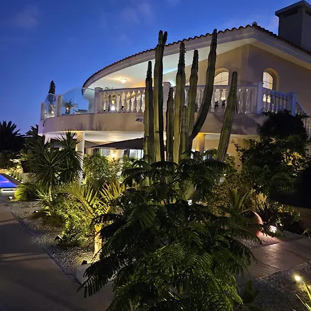Casa Martini By Achim & Tina Rojo Appartamento *